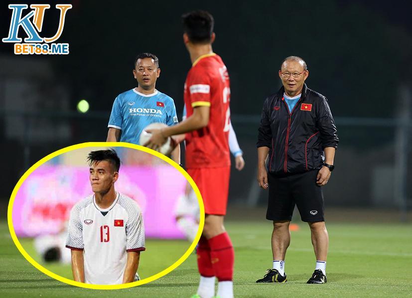Quang Hải xuất hiện trong '' Chiến dịch đặc biệt" của FIFA - Thầy Park thiếu Tiến Linh trong kế hoạch